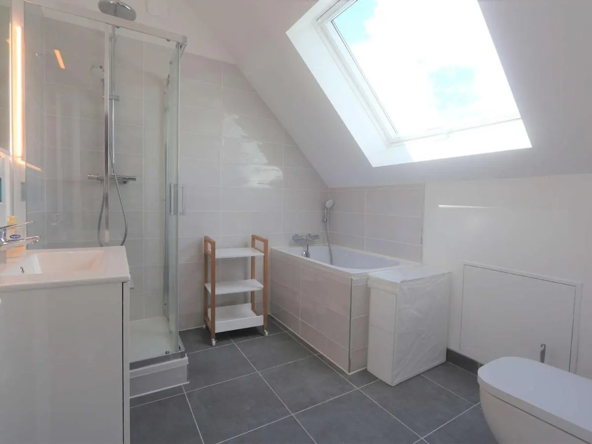 Maison Renovee 3 Etoiles A 150M De La Plage, Ideale Pour Familles Avec Espace Enfants Et Wifi - Fr-1-481-116 Benodet 0*,  France